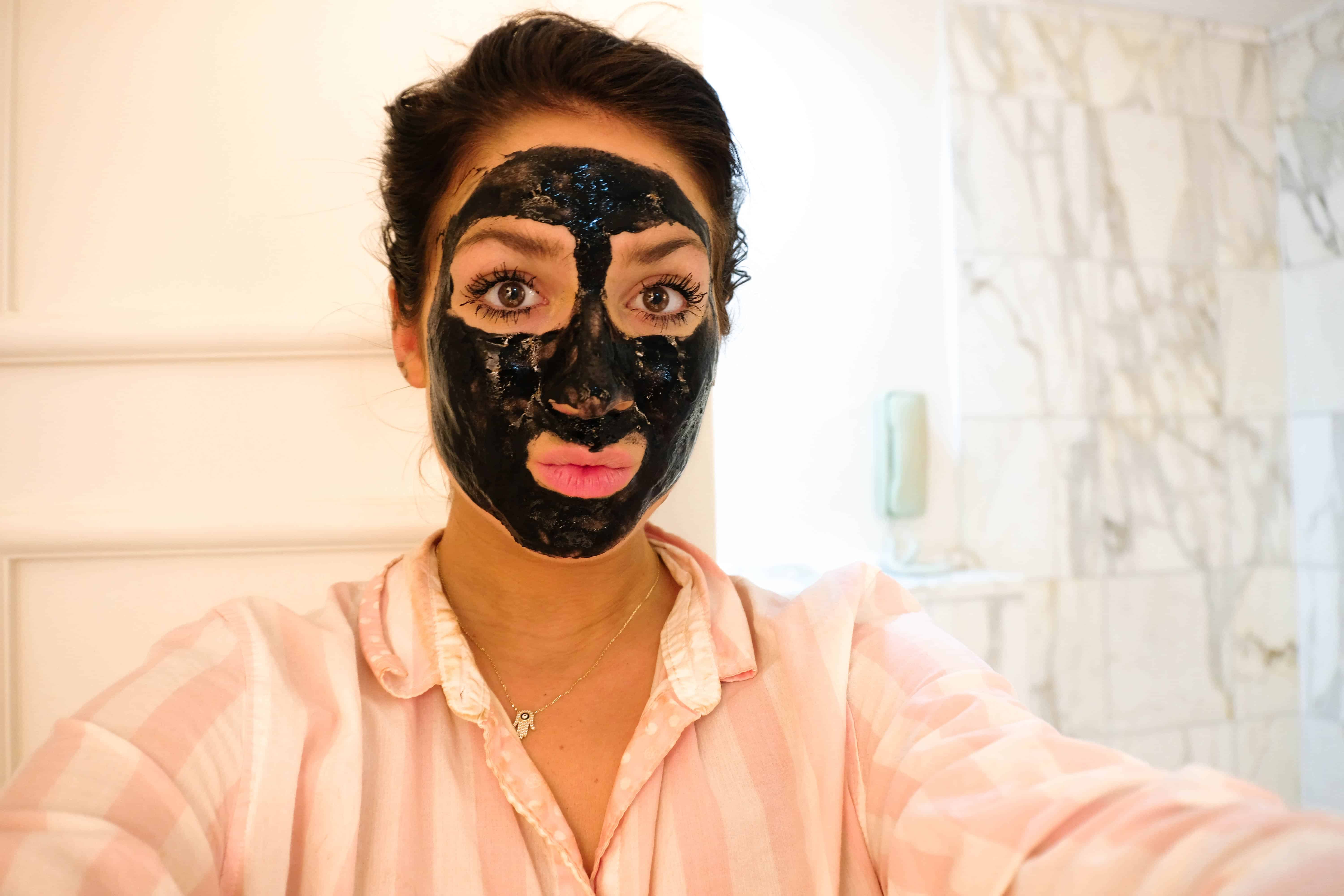 How to Keep Your Skin Healthy While Traveling
