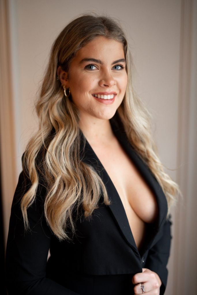 How to Tap Into Your Feminine Energy for a Better Life and Business Monica Yates headshot 01 | How to Tap Into Your Feminine Energy for a Better Life and Business