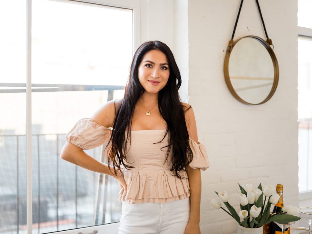 Christina 2020 brand shoot pink top Christina 2020 brand shoot pink top | What to post on IG for maximum growth according to IG